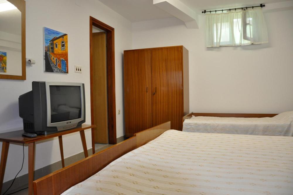 Apartment Bilic Pula Bilik gambar