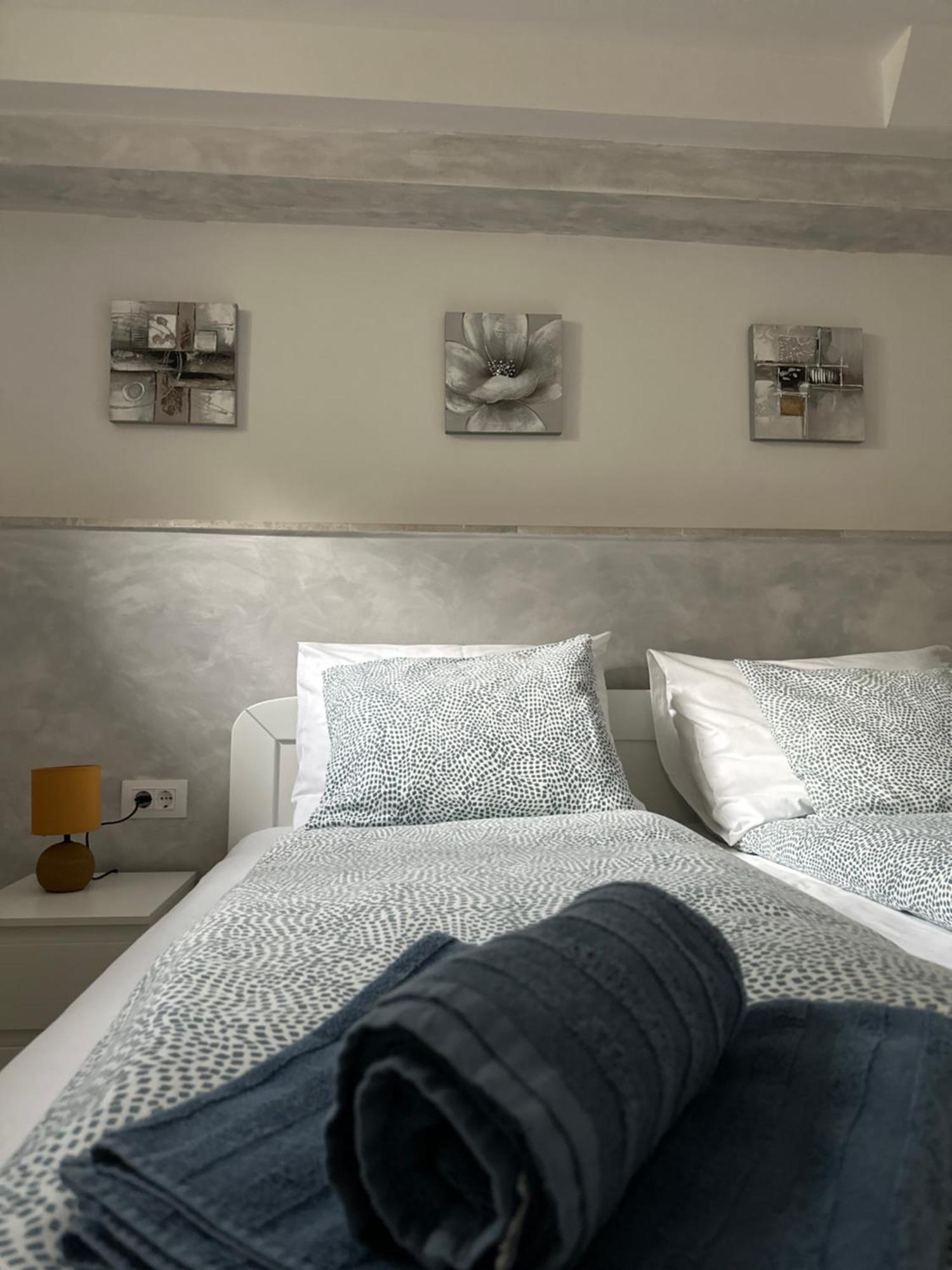 Apartment Bilic Pula Luaran gambar