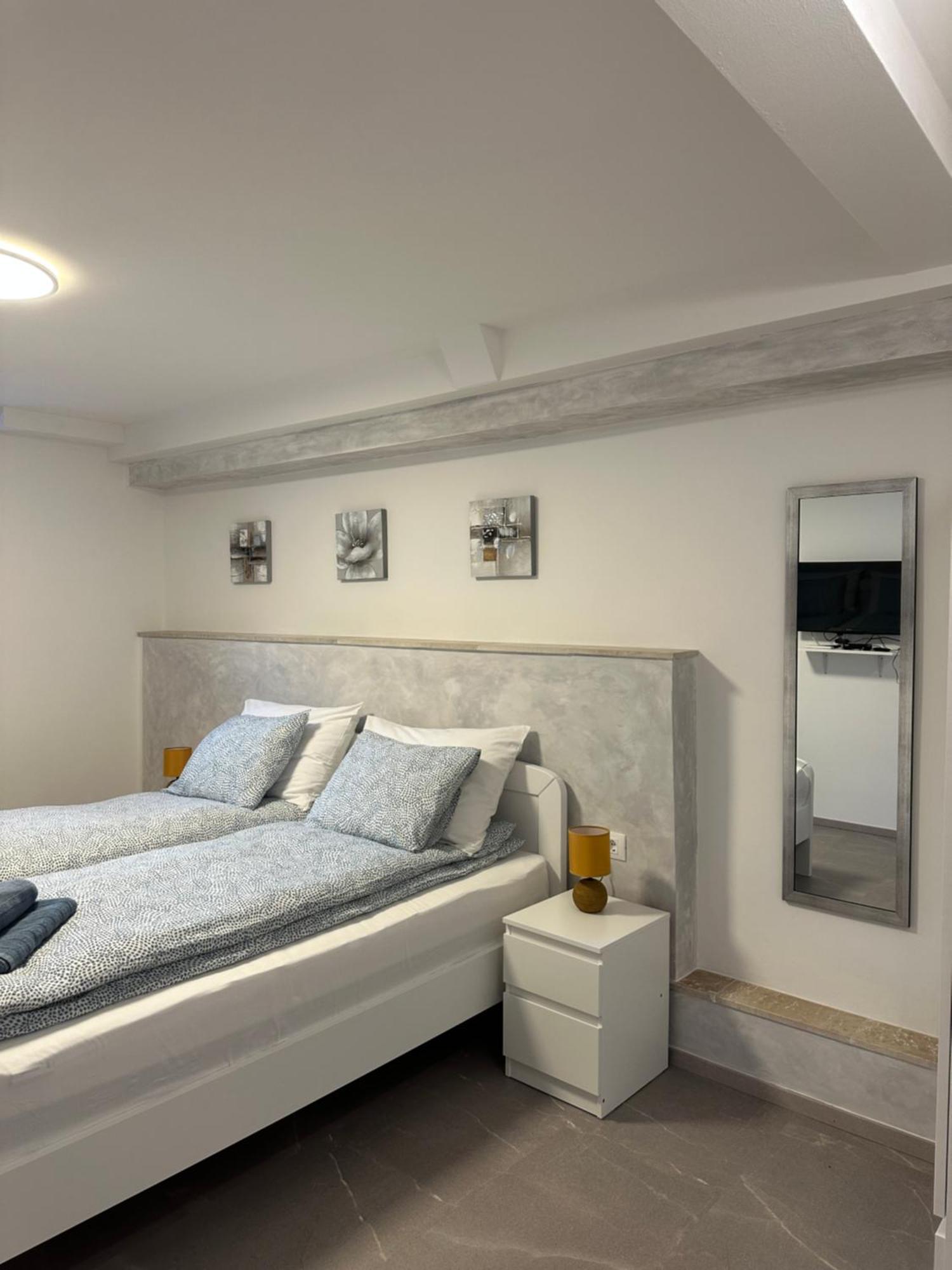Apartment Bilic Pula Luaran gambar
