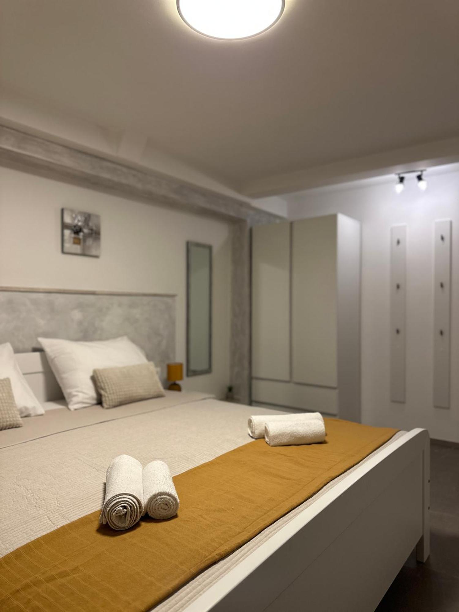 Apartment Bilic Pula Luaran gambar